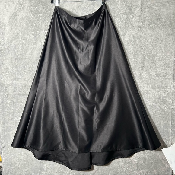 Vintage Tadashi Too Skirt Womens 16Q Queen Plus Black Silky Evening Elegant Maxi - Picture 1 of 6